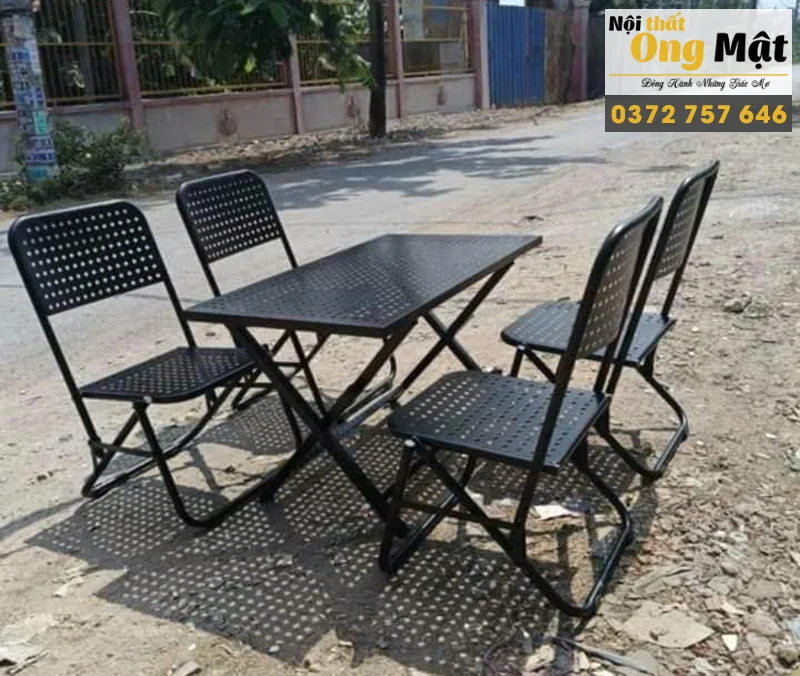 bàn ghế cafe xếp gọn mắt lưới sắt cnc màu đen 02