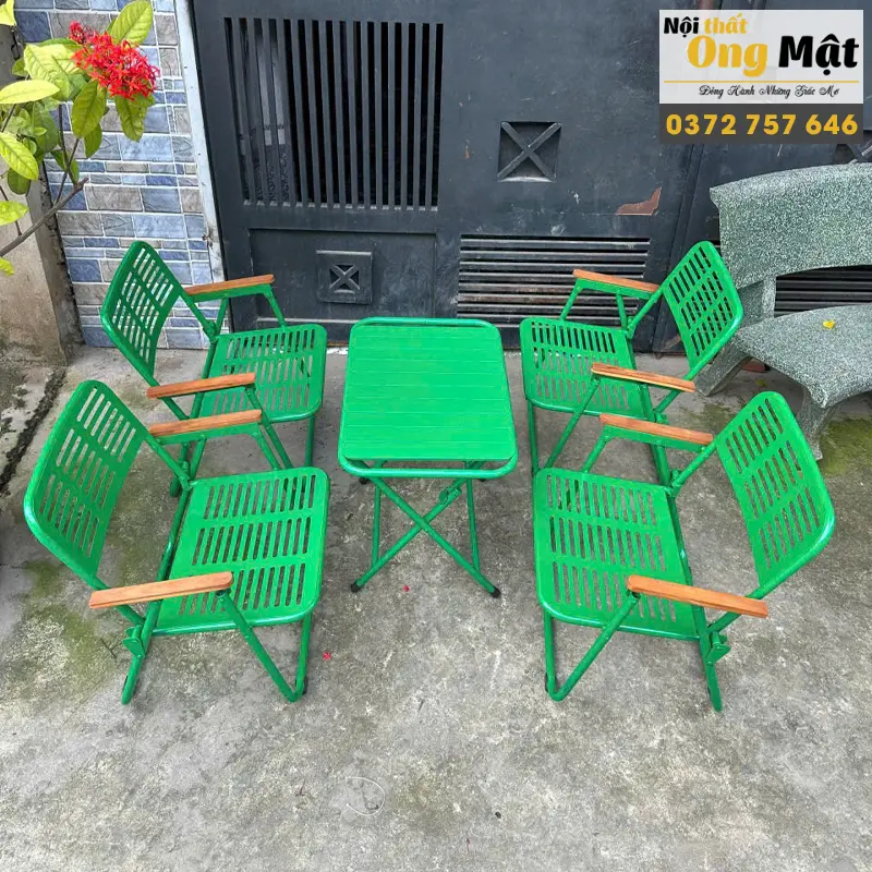 Bộ bàn ghế cafe xếp gọn sắt cnc tay gỗ màu xanh lá