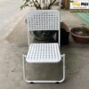 Ghế màu trắng dùng trong phòng khách và ngoài trời