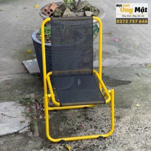 ghế xếp lưới lò xo lưng thấp màu vàng