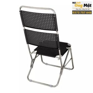 mặt sau của ghế xếp nhựa sườn inox lưng cao