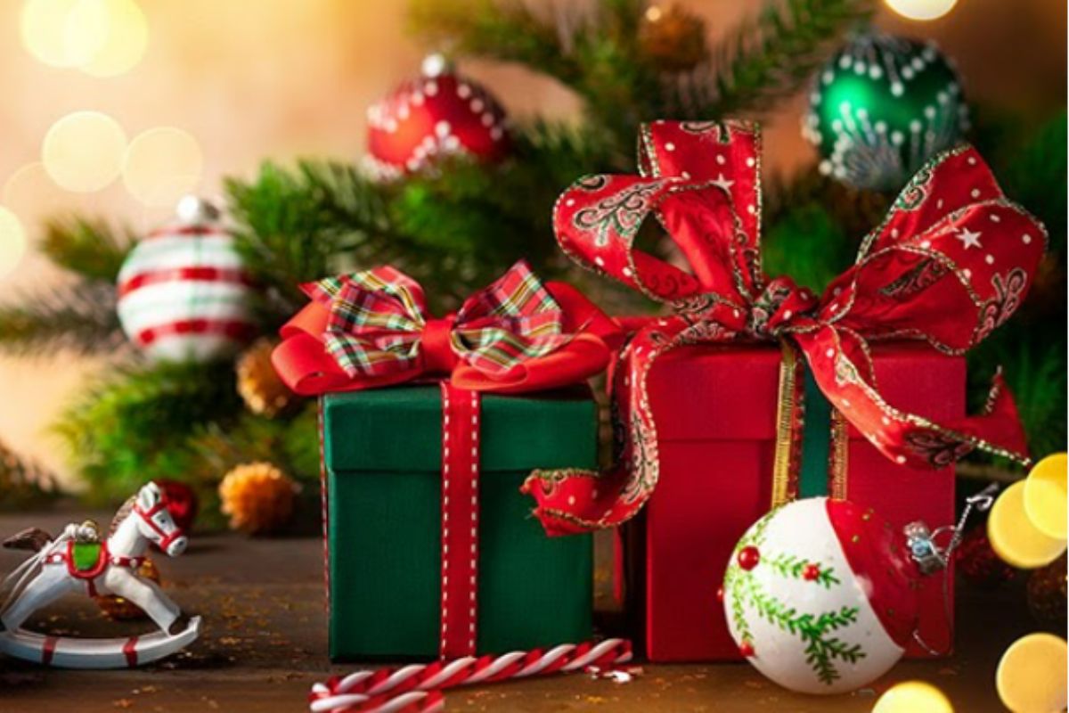 Tổ chức minigame Noel cho khách
