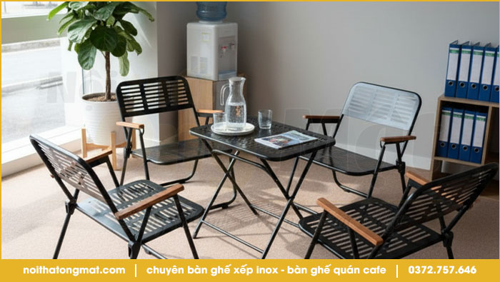 Bàn cafe gấp gọn dùng cho văn phòng nhỏ