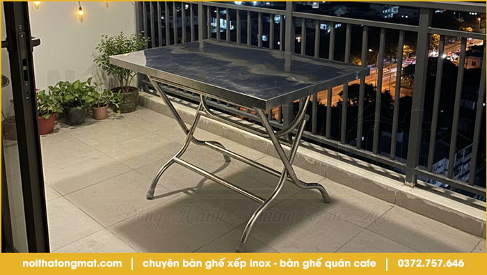 Lựa chọn bàn xếp mini cho ban công